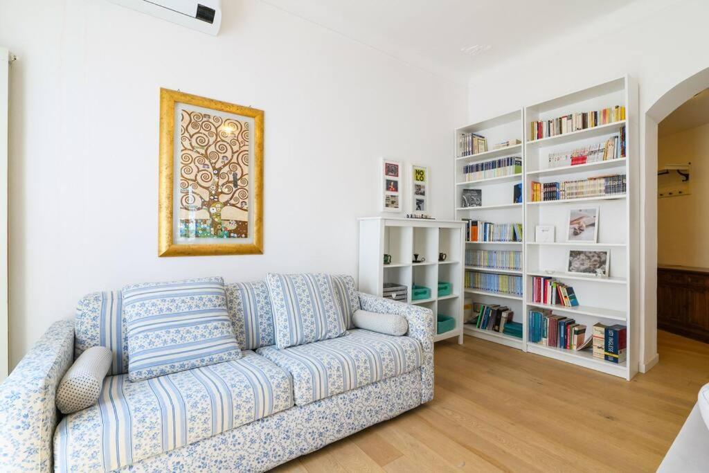 Primopiano - Rinuccini Apartamento Milão Exterior foto