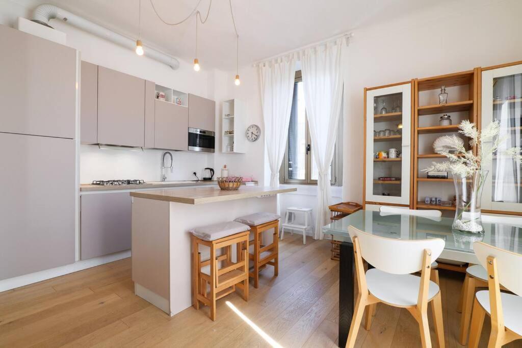 Primopiano - Rinuccini Apartamento Milão Exterior foto
