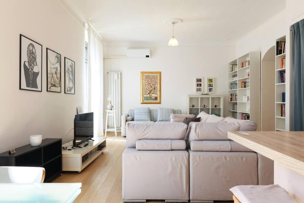 Primopiano - Rinuccini Apartamento Milão Exterior foto